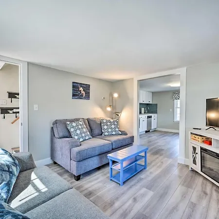 Lovely Rockport Apartment, Walk To Beaches!